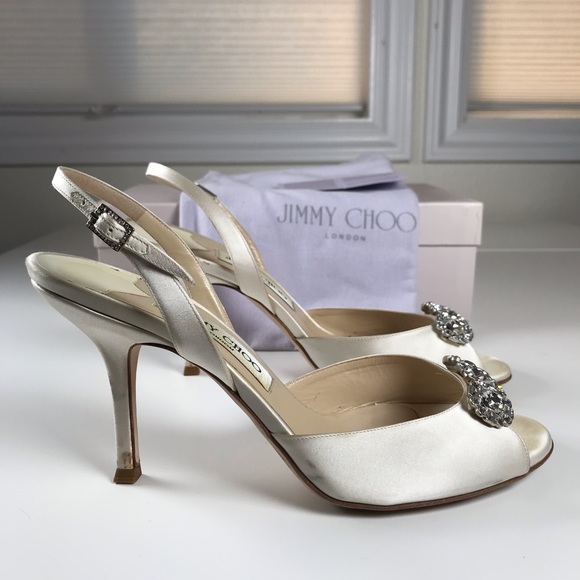 SOLD Jimmy Choo Silk Satin Ivory ‘Regal’ Heels - Picture 4 of 8